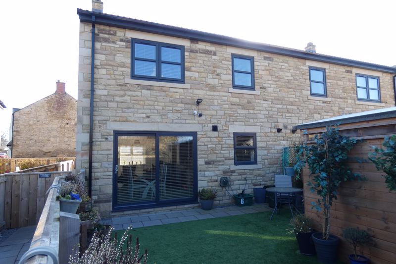 Rear- click for photo gallery